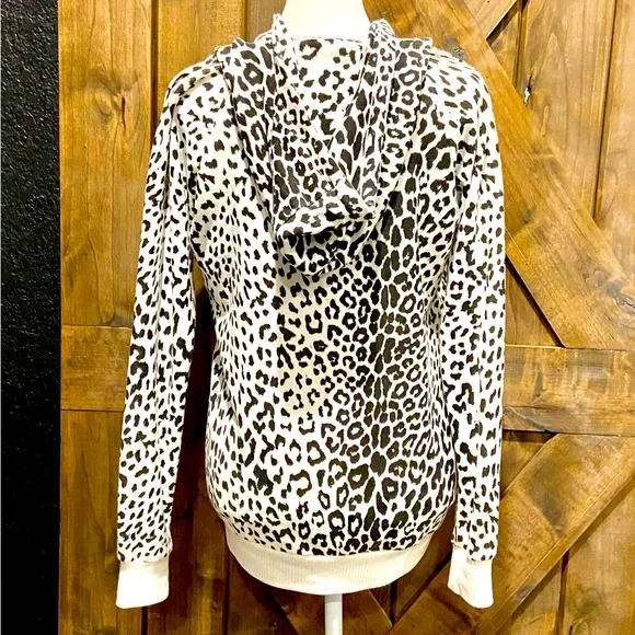 Chaser Black & White Cheetah Patterned Zip Front Hooded Jacket - Picture 11 of 16
